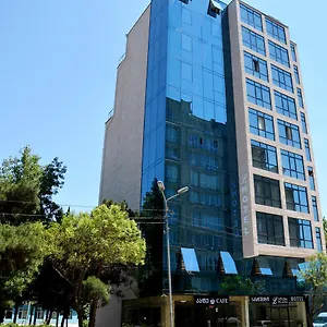 https://l-plaza-hotel.alltbilisihotels.com