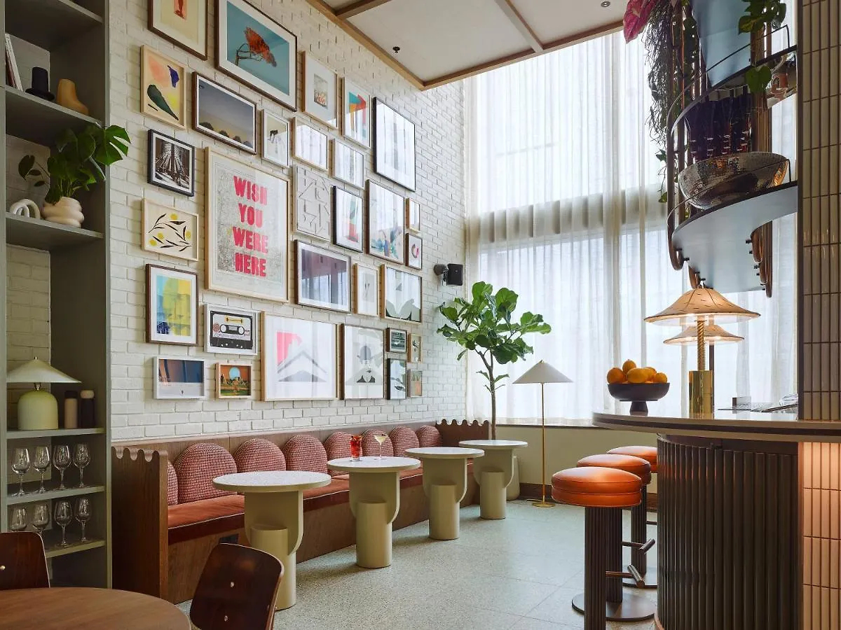 Tribe London Canary Wharf فندق