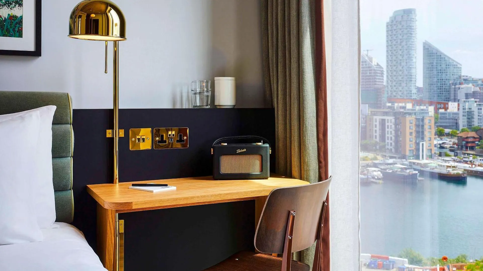 فندق Tribe London Canary Wharf